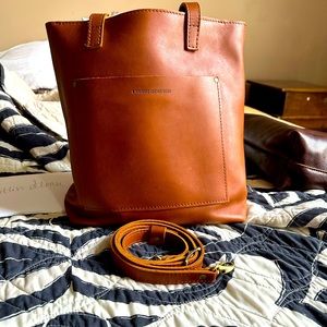 Honey 🍯 full size crossbody